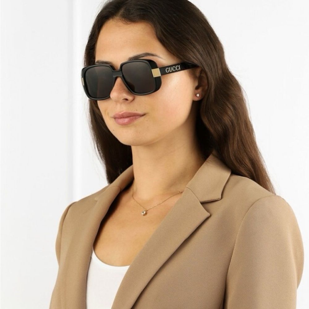 Gucci GG0318s - Pineapple Black Gold Sunglasses unisex $770 - Picture 5 of 16